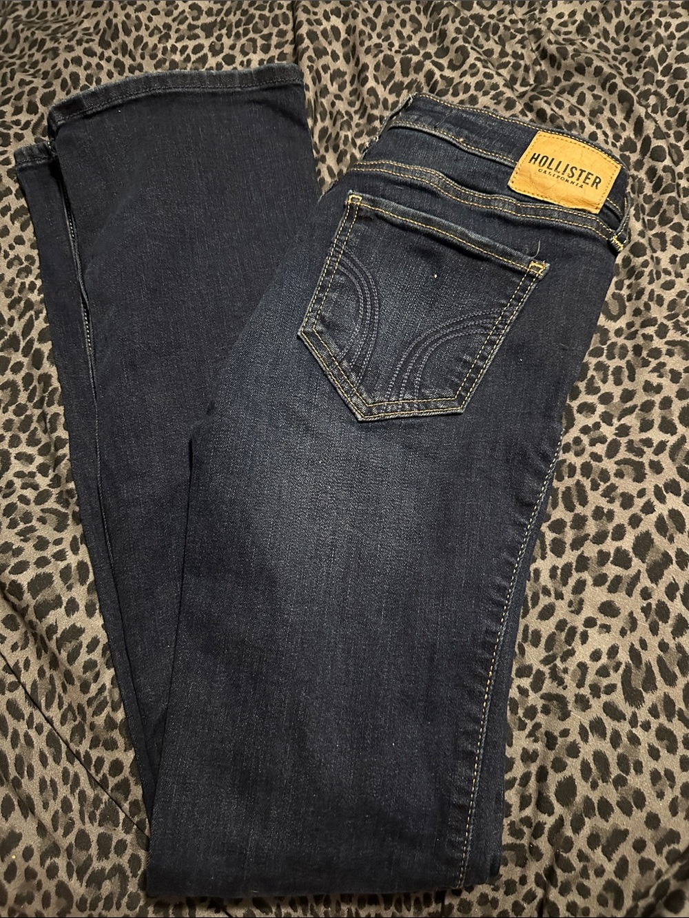 Hollister Women's Indigo bootcut Jeans 25/31